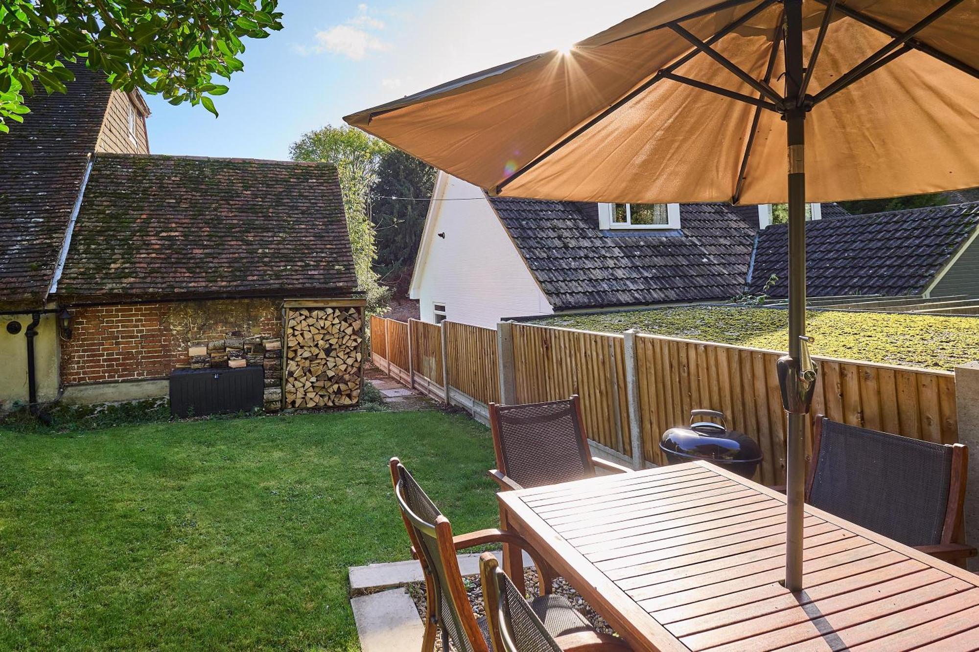 Host & Stay - Bere Cottage แคนเทอร์เบอรี ภายนอก รูปภาพ